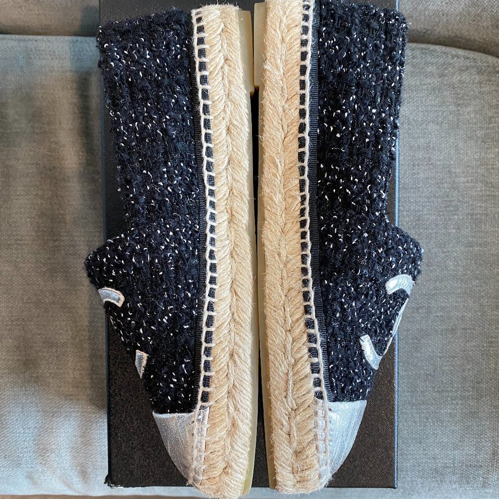 Chanel Espadrille Tweed Canvas Flats in Black & Silver (CC-0426N-0119) - Picture 3 of 13